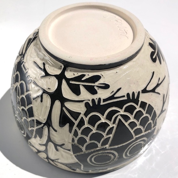 Jennifer Falter Art Pottery Owl Bowl Sgraffito Porcelain black white AS IS CHIP - Picture 7 of 14